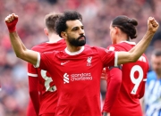  哈兰德复出首秀出彩，利物浦主场惊险巴塞罗那，豪取10连胜