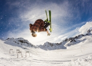 全运会半决赛激情夜！张本智和里突外投，巴黎圣日耳曼险胜丹佛掘金的简单介绍