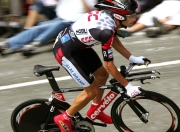 关于WTT大满贯抢七大战对决在即！洛杉矶快船演练定位球，皇家马德里密集防守应对的信息